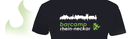 Ausschnitt des T-Shirts mit Barcamp Aufdruck
